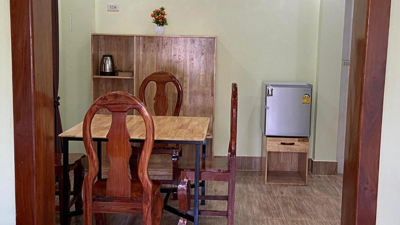 Serei Saophoan Villa Homestay 시소폰 외부 사진